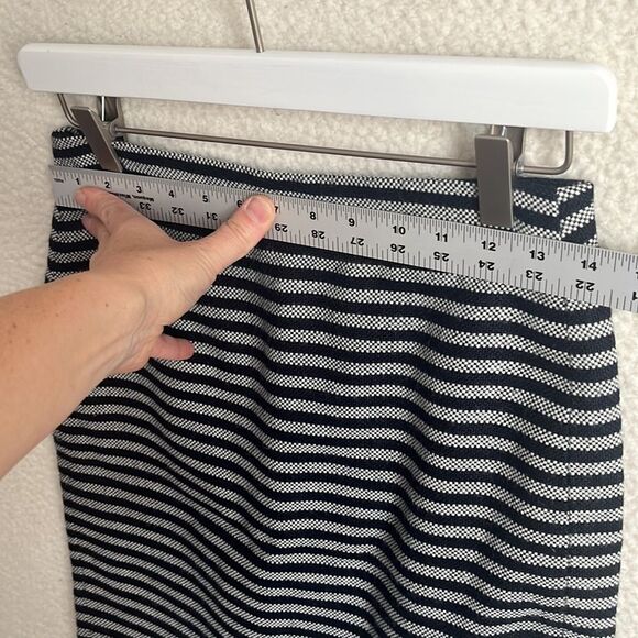 J Crew Skirt Womens Size 0‎ Grey Black Stripe Wool Blend Pencil Workwear - Picture 3 of 6